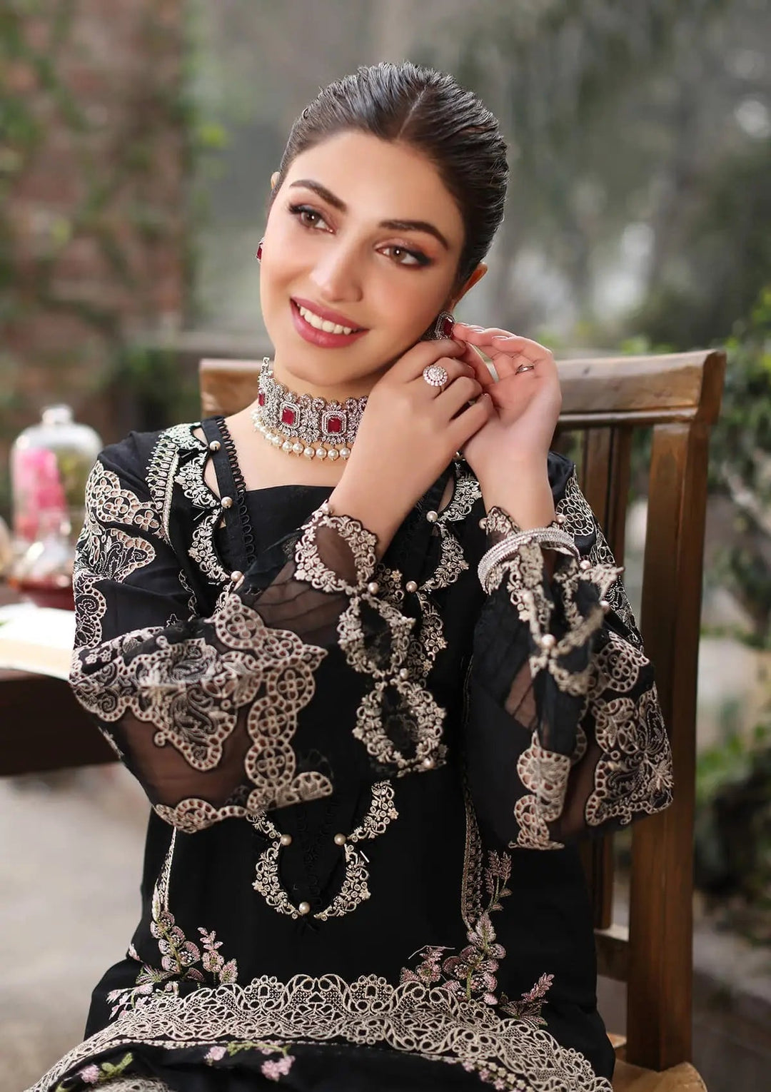 KAHF | NOOR | UNSTITCHED LAWN 3PC EMBROIDERED SUITE