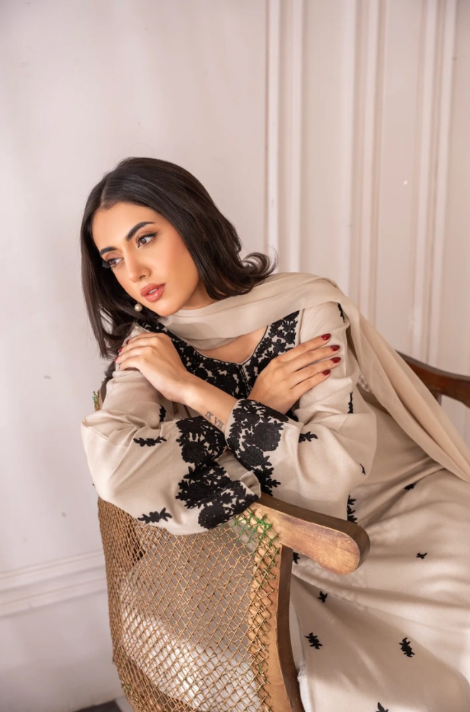 Mirana - 3PC Lawn Embroidered Suit