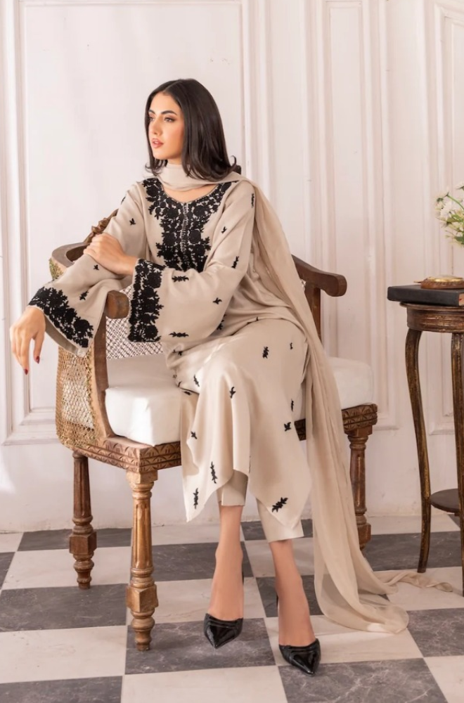 Mirana - 3PC Lawn Embroidered Suit