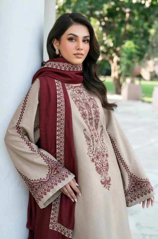 Baroque - Summer 3PC Lawn Embroidered Suit