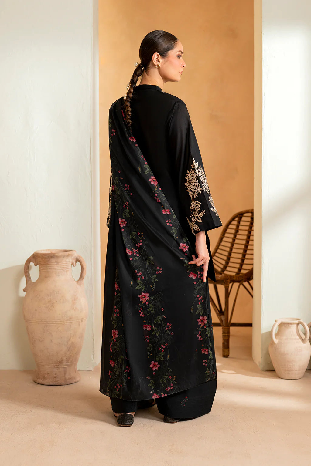 IZNIK- 3PC LAWN EMBROIDERED SHIRT WITH CHIFFON PRINTED DUPATTA AND EMB TROUSER