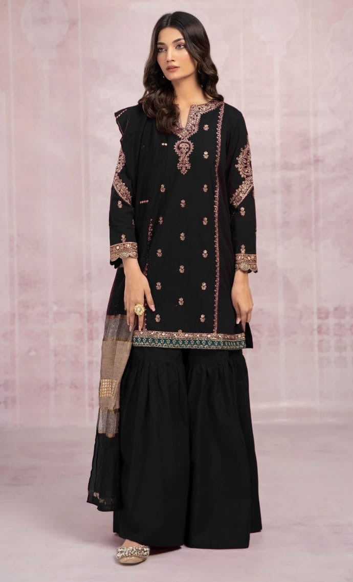 ZARA SHAHJAHAN- SUMMER 3PC LAWN EMBROIDERED SUIT - RL2701 D