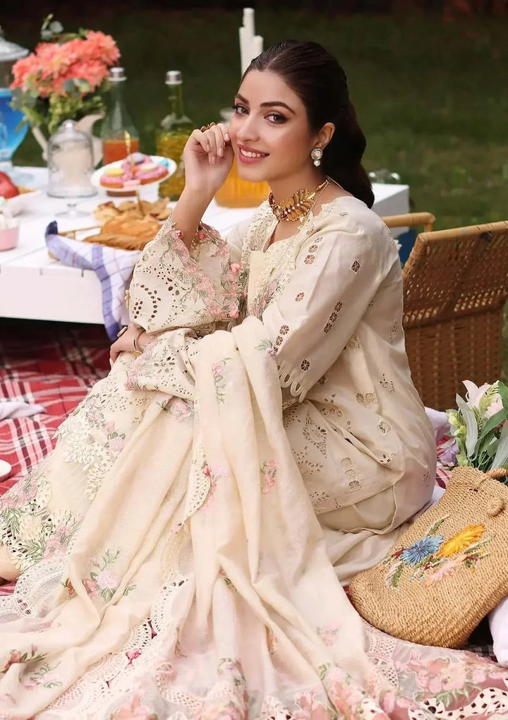 KAHF | SHIREEN | UNSTITCHED LAWN 3PC EMBROIDERED SUITE