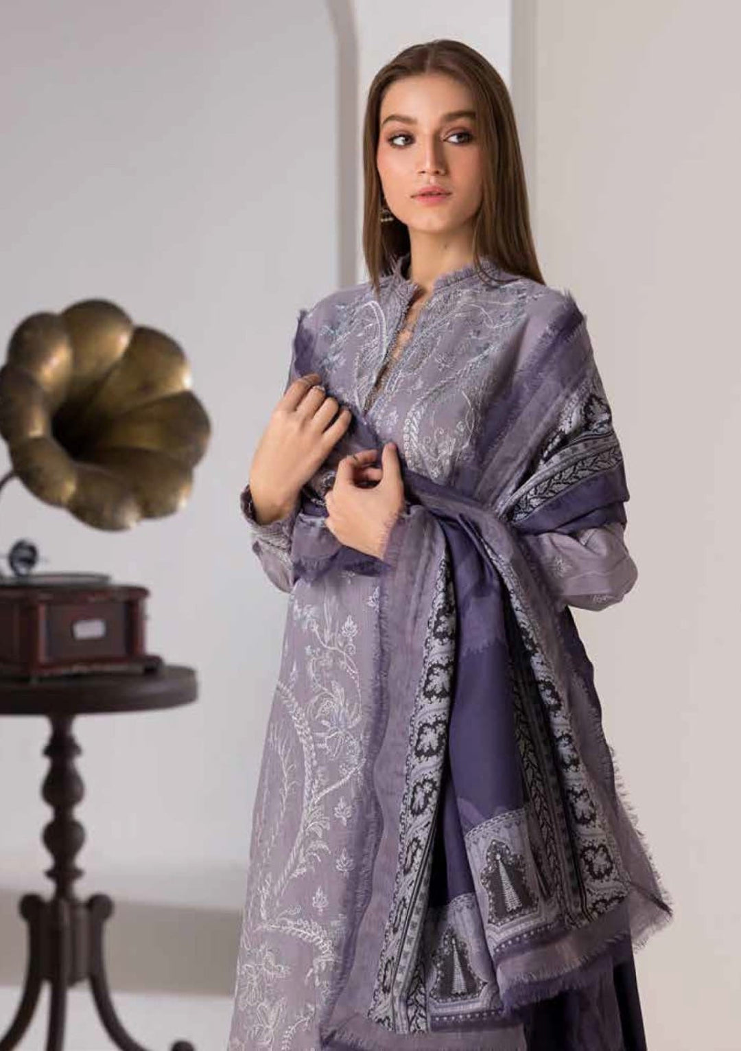 SUMMER 3PC LAWN EMBROIDERED SUIT - VL1150