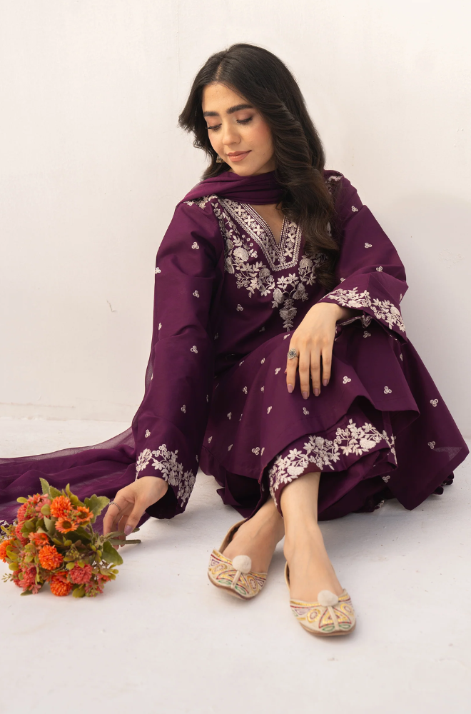 Dyot - Summer 3PC Lawn Embroidered Suit