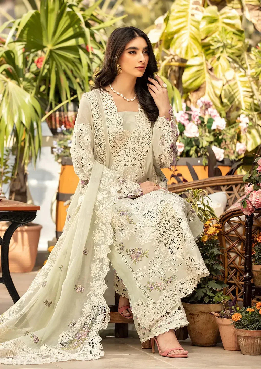 ELAF | SANAA | UNSTITCHED LAWN 3PC EMBROIDERED SUITE