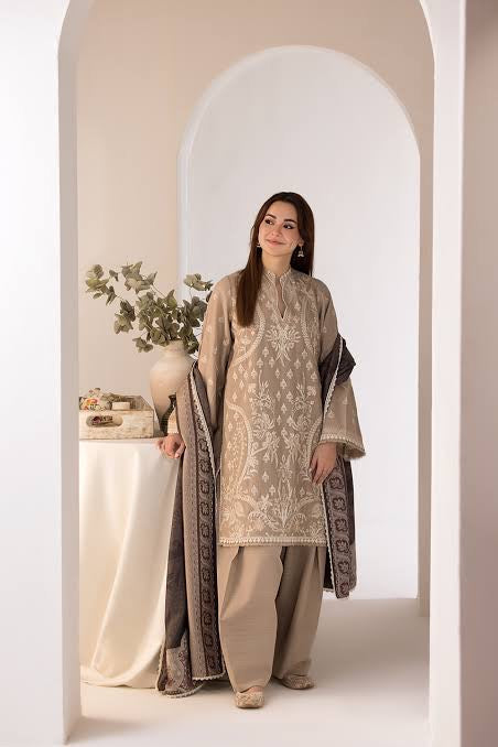 3PC UNSTITCHED HEAVY EMBROIDERED SUIT