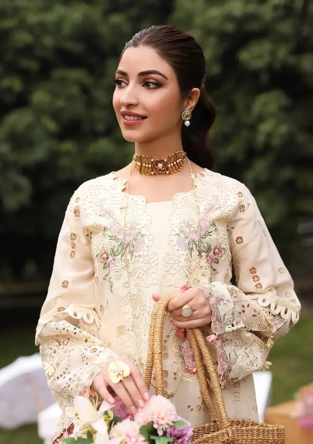 KAHF | SHIREEN | UNSTITCHED LAWN 3PC EMBROIDERED SUITE