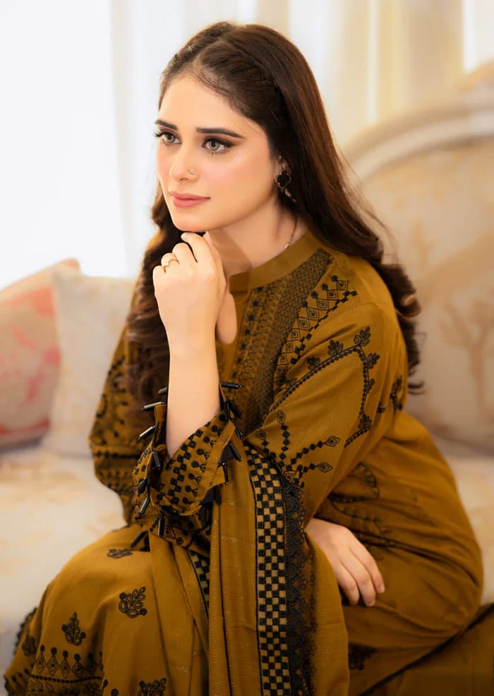 PREMIUM LAWN 3PC EMBROIDERED DRESS EMBROIDERED DUPATTA | 1011