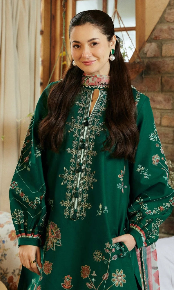 EMBROIDERED KHADDAR UNSTITCHED 3 PIECE SUIT - 9