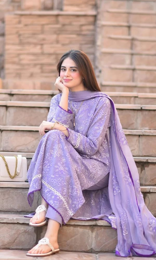 LAWN HEAVY EMBROIDERED UNSTITCHED ARTICLE (AL 80 )
