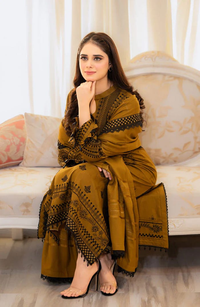 PREMIUM LAWN 3PC EMBROIDERED DRESS EMBROIDERED DUPATTA | 1011