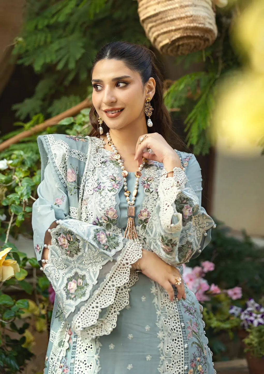 ELAF | SAMAA |UNSTITCHED LAWN 3PC EMBROIDERED SUITE