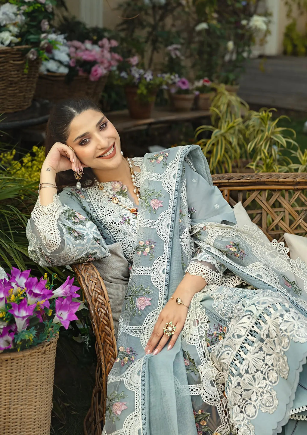 ELAF | SAMAA |UNSTITCHED LAWN 3PC EMBROIDERED SUITE