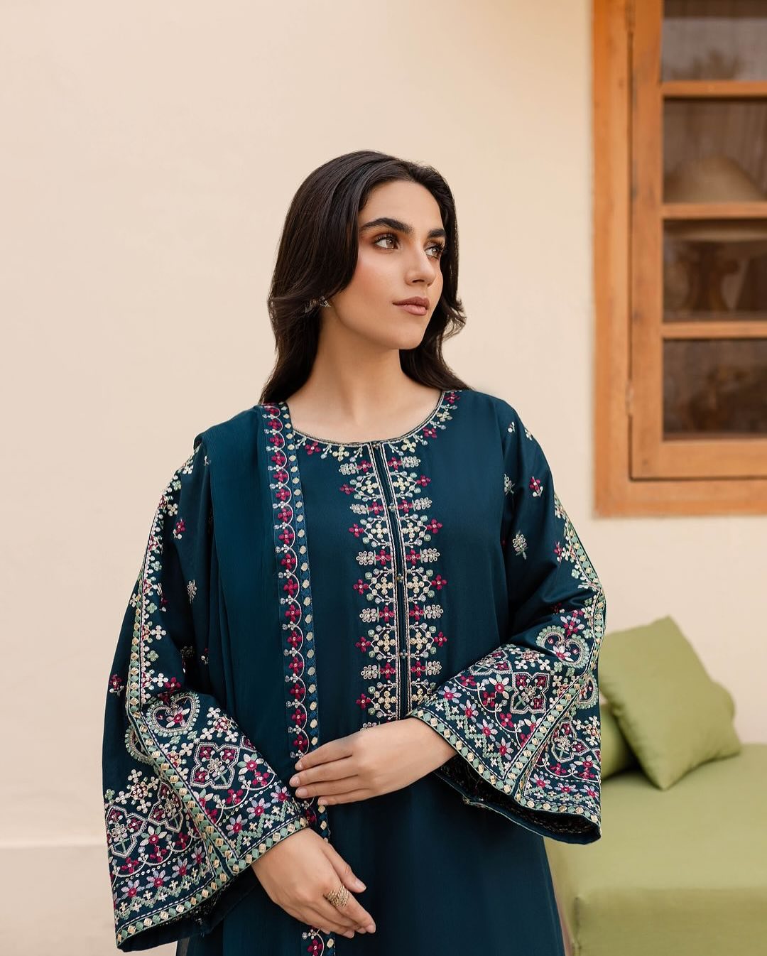 MRS-418 | 3 Piece Stitched Suit